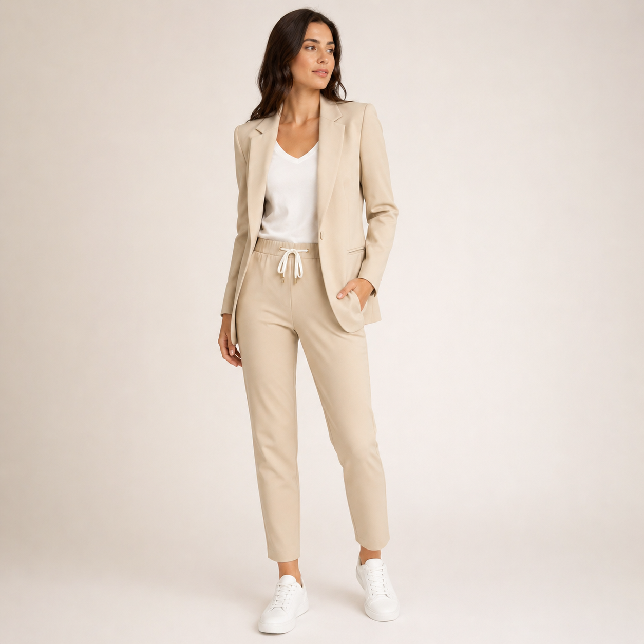Eva™ | Lässiges Anzug-Set mit sportlichem Akzent