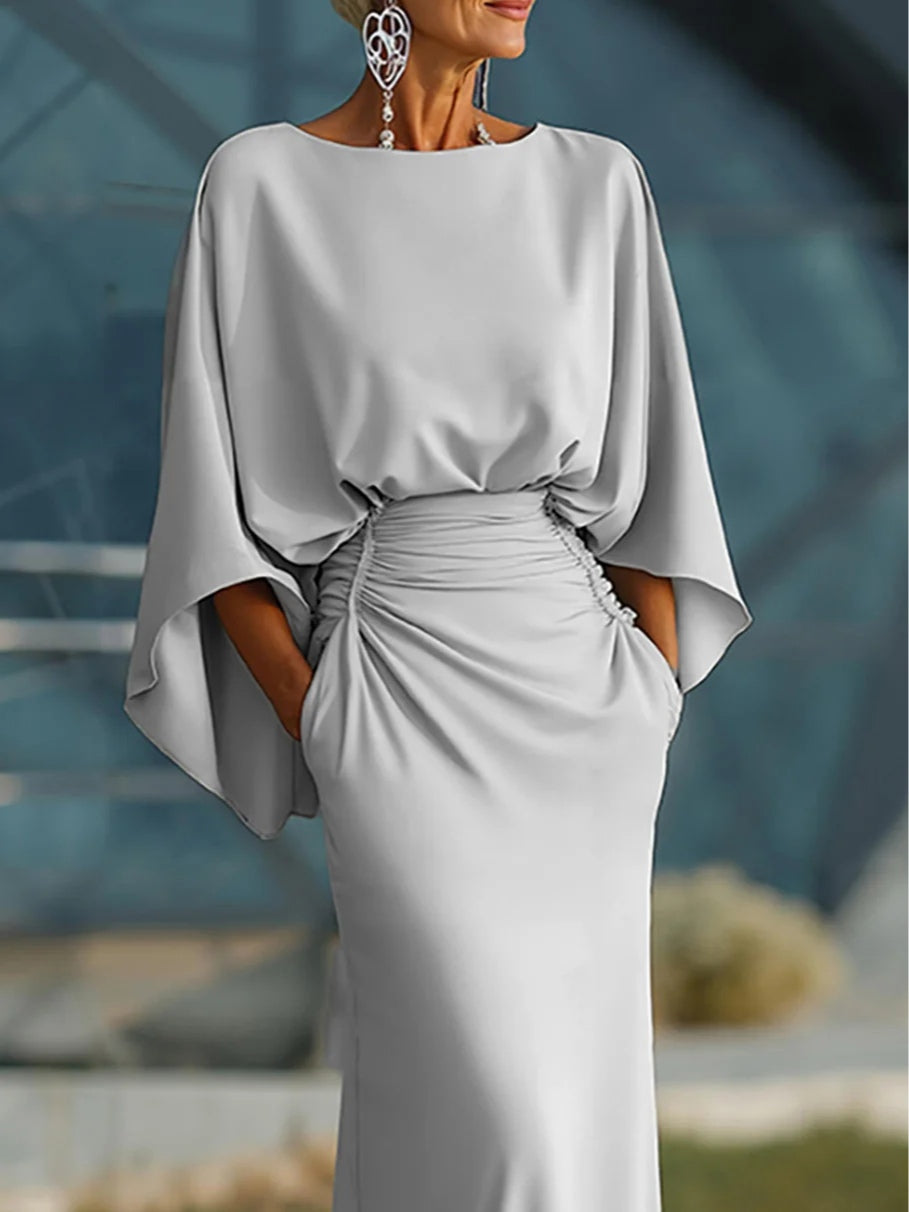 Clara | Elegantes V-Ausschnitt, rückenfreies Kleid ohne Ärmel